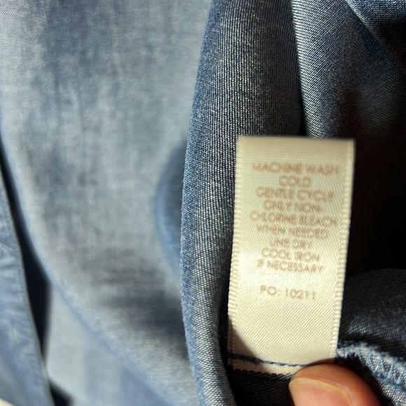 Chambrai Button Down Top size Small - Picture 6 of 6